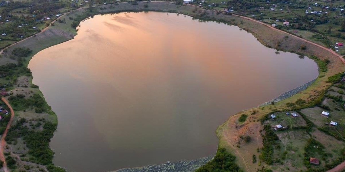 Filming in Simbi Nyaima Lake: The name Simbi Nyaima refers to the local luo language which signifies the village that sank